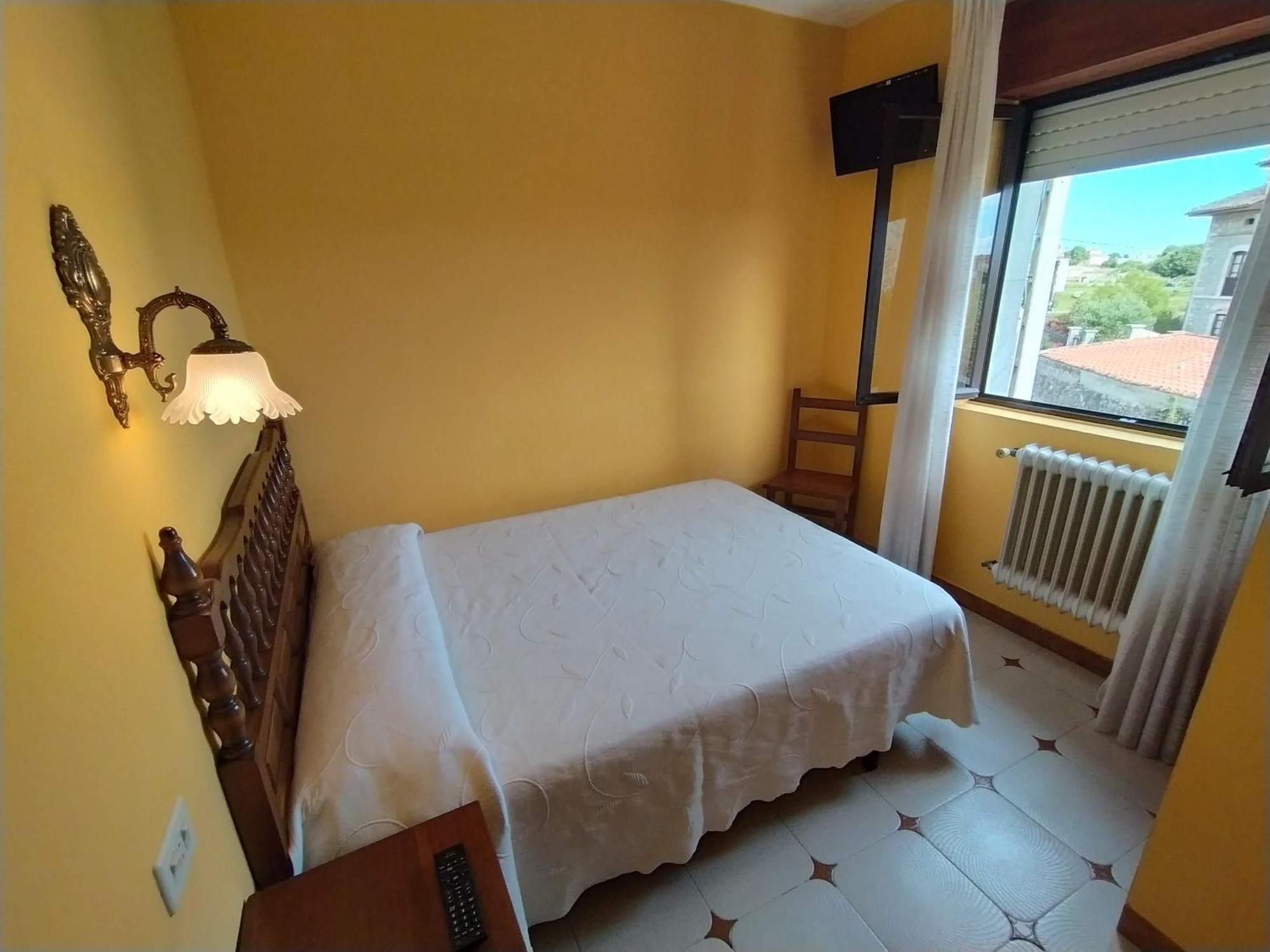 El Castanu De Cue Hotell Exteriör bild