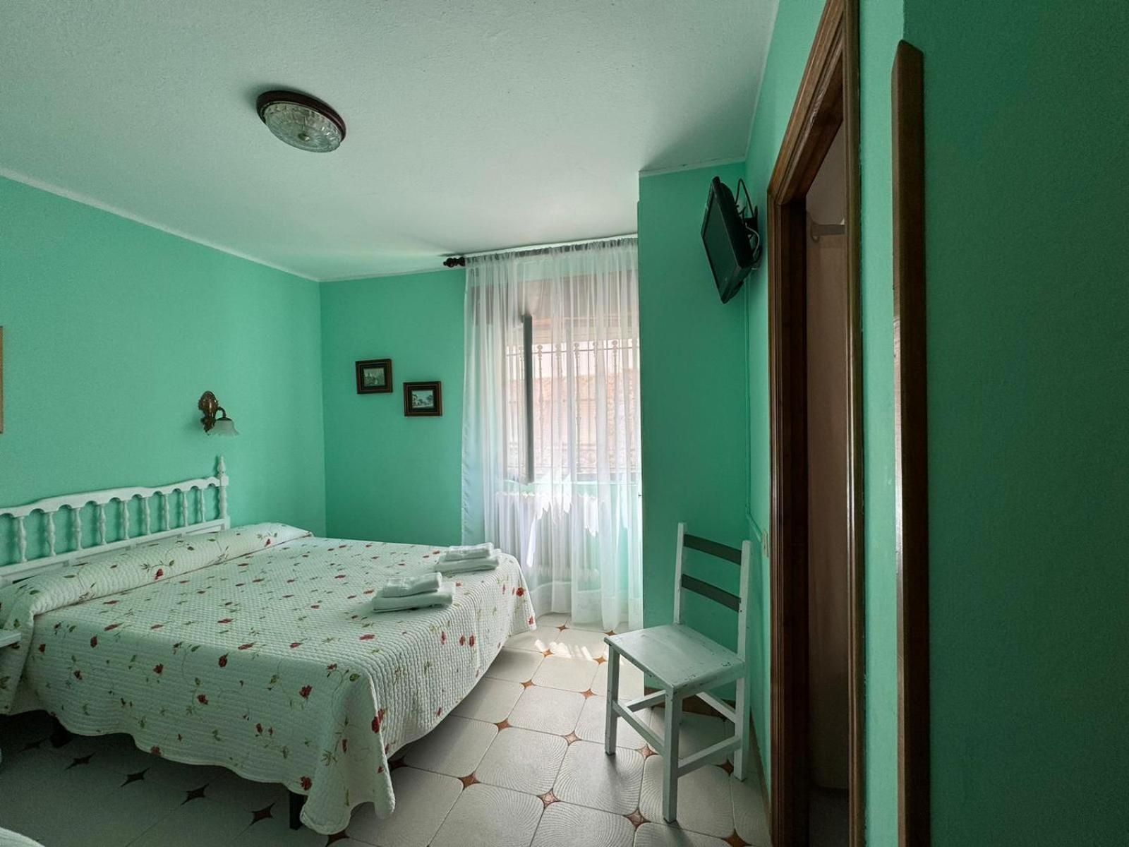 El Castanu De Cue Hotell Exteriör bild
