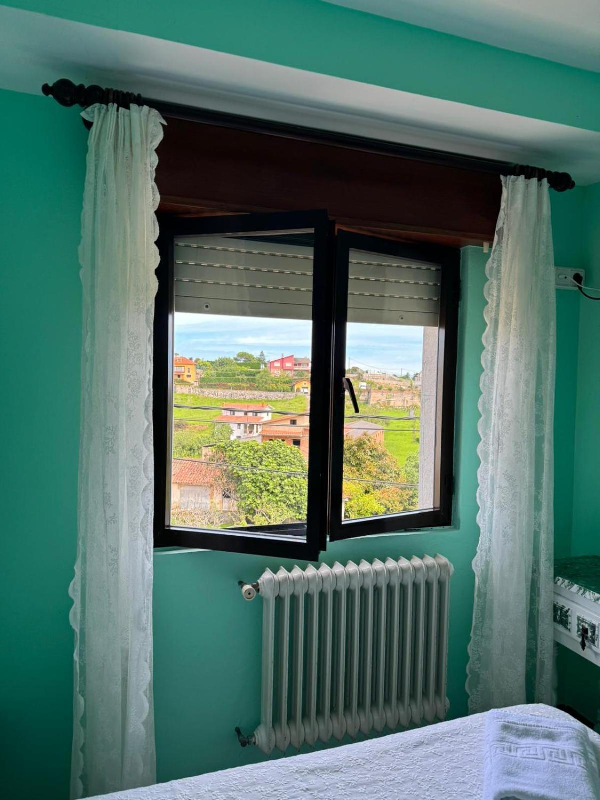 El Castanu De Cue Hotell Exteriör bild